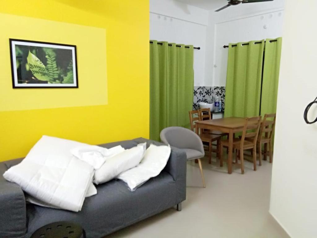 Kochi Full Moon Service Apartment المظهر الخارجي الصورة